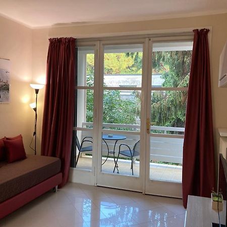 Apartment "Borgo Olivetti" 伊夫雷亚 外观 照片