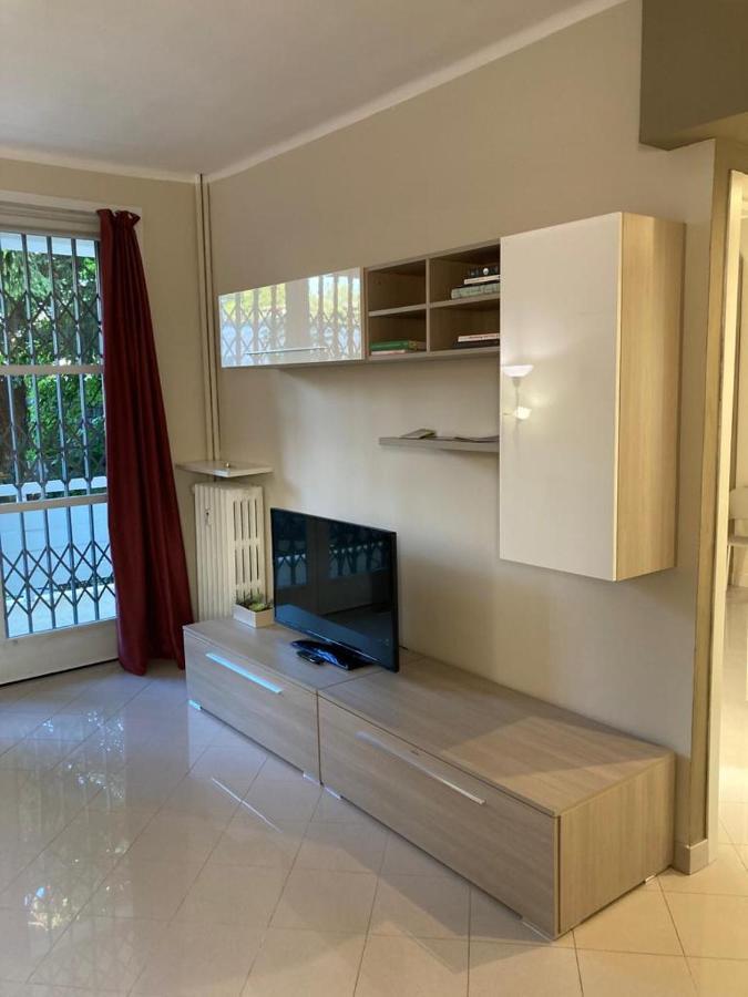 Apartment "Borgo Olivetti" 伊夫雷亚 外观 照片